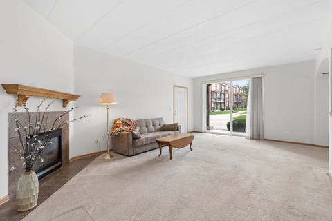 Tiny photo for 9800 Liberty Circle #1W, Orland Park, IL 60467 (MLS # 12736340)