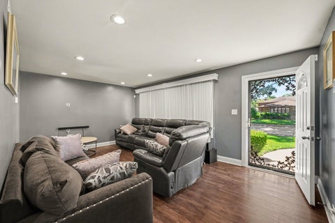 Tiny photo for 15659 Mutual Terrace, South Holland, IL 60473 (MLS # 12670100)