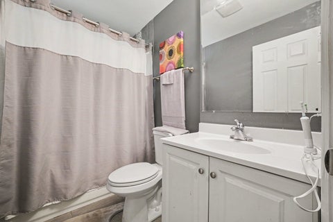 Tiny photo for 15659 Mutual Terrace, South Holland, IL 60473 (MLS # 12670100)