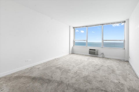 Tiny photo for 940 W Glenlake Avenue #27B, Chicago, IL 60660 (MLS # 12759392)
