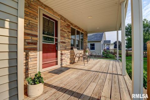 Tiny photo for 2410 BARKER Street, Clinton, IA 52732 (MLS # QC4270069)