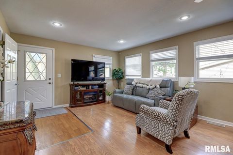 Tiny photo for 2410 BARKER Street, Clinton, IA 52732 (MLS # QC4270069)