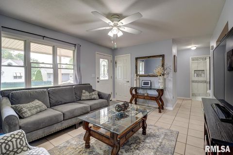 Tiny photo for 2410 BARKER Street, Clinton, IA 52732 (MLS # QC4270069)