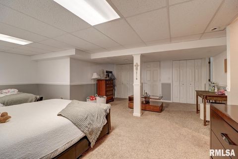 Tiny photo for 2410 BARKER Street, Clinton, IA 52732 (MLS # QC4270069)