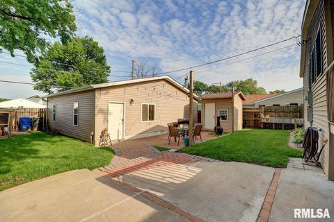 Tiny photo for 2410 BARKER Street, Clinton, IA 52732 (MLS # QC4270069)