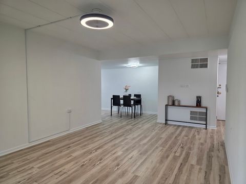 Tiny photo for 127 N Wolf Road #41A, Wheeling, IL 60090 (MLS # 12646879)