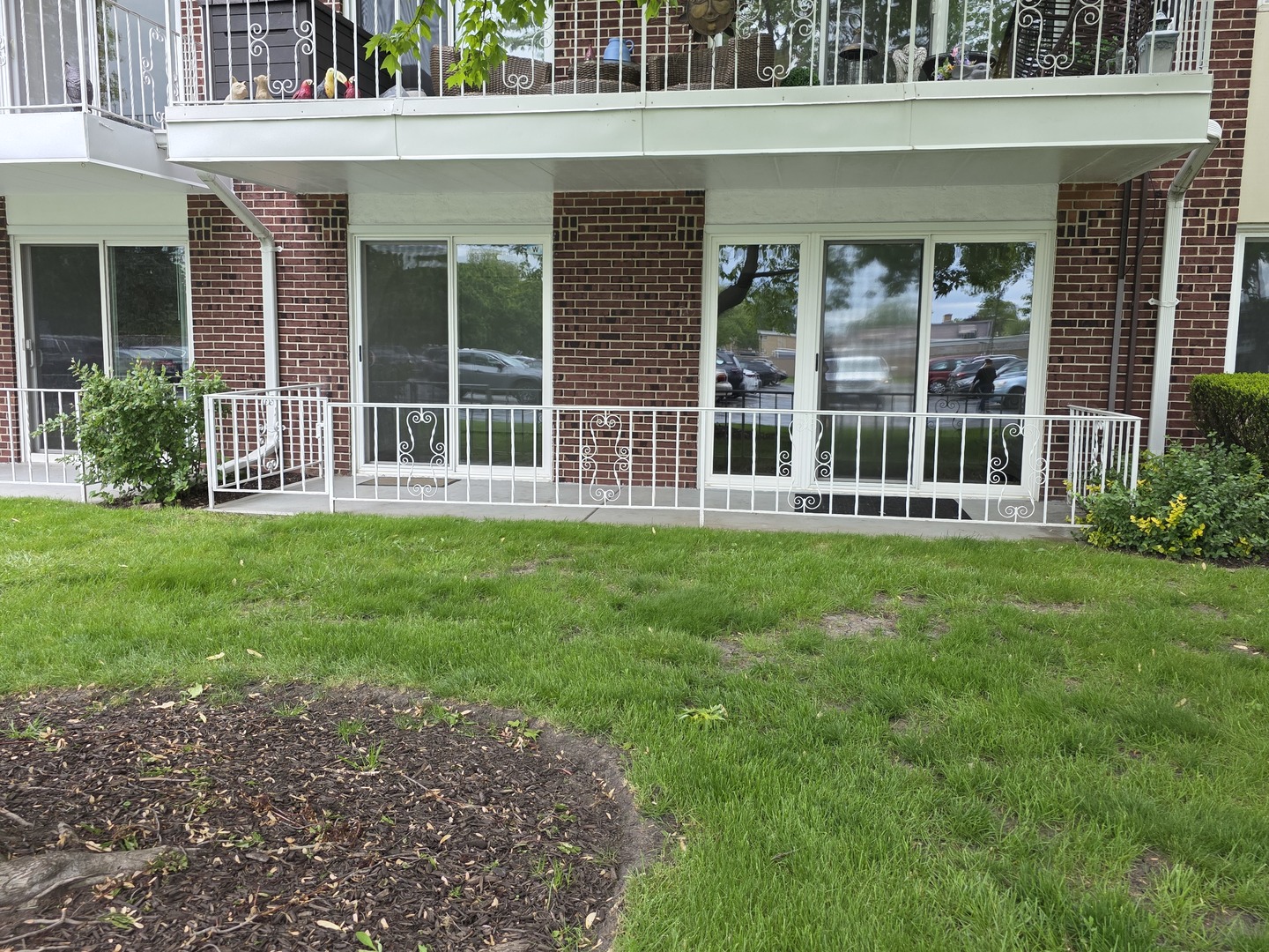 127 N Wolf Road 41A
