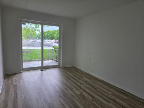 Tiny photo for 127 N Wolf Road #41A, Wheeling, IL 60090 (MLS # 12646879)