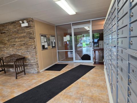 Tiny photo for 127 N Wolf Road #41A, Wheeling, IL 60090 (MLS # 12646879)