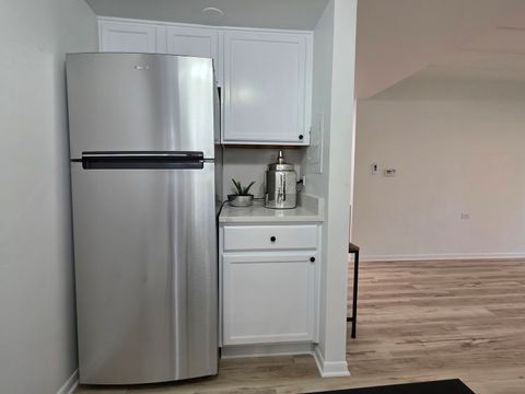 Tiny photo for 127 N Wolf Road #41A, Wheeling, IL 60090 (MLS # 12646879)