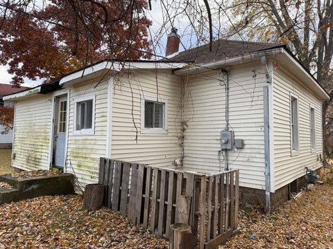 Tiny photo for 1706 Erie Avenue, Savanna, IL 61074 (MLS # 12519040)