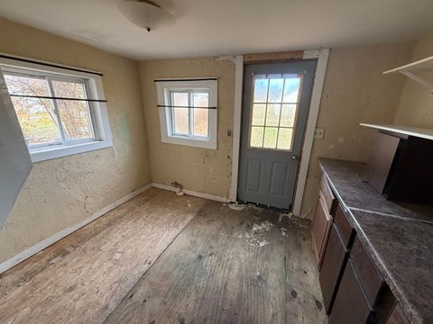 Tiny photo for 1706 Erie Avenue, Savanna, IL 61074 (MLS # 12519040)