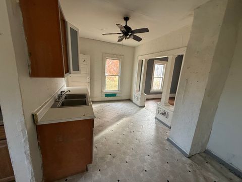 Tiny photo for 1706 Erie Avenue, Savanna, IL 61074 (MLS # 12519040)