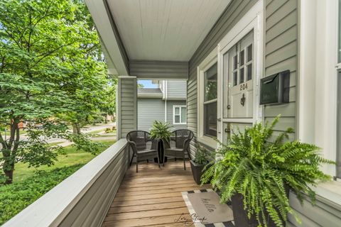 Tiny photo for 204 E Burlington Street, Riverside, IL 60546 (MLS # 12484845)