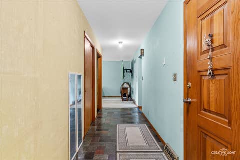 Tiny photo for 2270 Sans Souci Drive, Aurora, IL 60506 (MLS # 12668796)