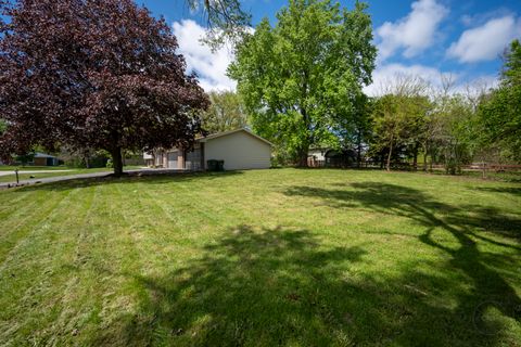Tiny photo for 24340 Davids Court, Naperville, IL 60564 (MLS # 12635179)