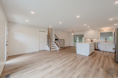 Tiny photo for 24340 Davids Court, Naperville, IL 60564 (MLS # 12635179)