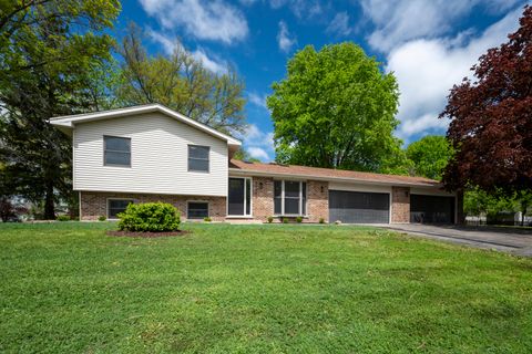 Photo of 24340 Davids Court, Naperville, IL 60564 (MLS # 12635179)