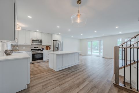 Tiny photo for 24340 Davids Court, Naperville, IL 60564 (MLS # 12635179)