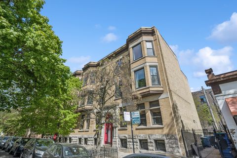 612 W BARRY Avenue 3 Chicago IL 60657