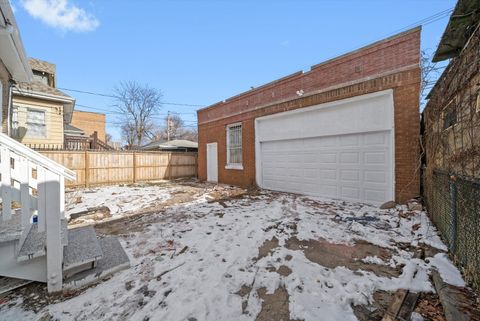 Tiny photo for 6621 S California Avenue, Chicago, IL 60629 (MLS # 12621670)
