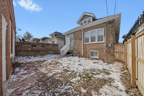 Tiny photo for 6621 S California Avenue, Chicago, IL 60629 (MLS # 12621670)