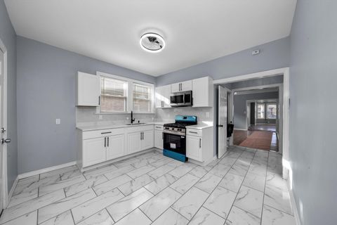 Tiny photo for 6621 S California Avenue, Chicago, IL 60629 (MLS # 12621670)