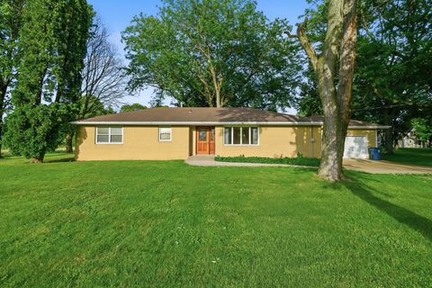 Photo of 201 N Vermillion Street, Troy Grove, IL 61372 (MLS # 12678305)