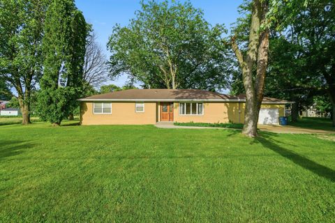 Tiny photo for 201 N Vermillion Street, Troy Grove, IL 61372 (MLS # 12678305)