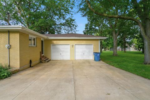 Tiny photo for 201 N Vermillion Street, Troy Grove, IL 61372 (MLS # 12678305)