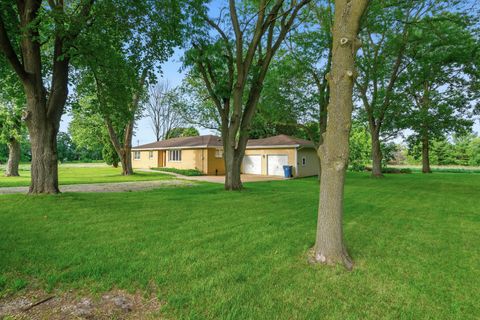 Tiny photo for 201 N Vermillion Street, Troy Grove, IL 61372 (MLS # 12678305)