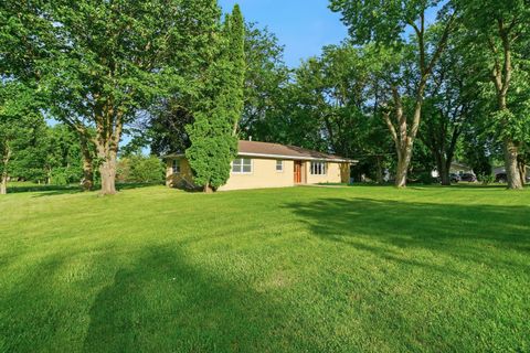 Tiny photo for 201 N Vermillion Street, Troy Grove, IL 61372 (MLS # 12678305)