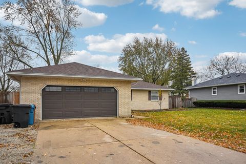 Tiny photo for 1071 Almond Drive, Aurora, IL 60506 (MLS # 12523660)