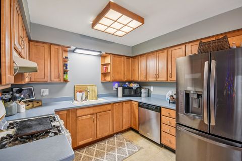 Tiny photo for 1071 Almond Drive, Aurora, IL 60506 (MLS # 12523660)