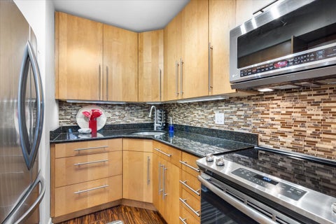 Tiny photo for 260 E Chestnut Street #303, Chicago, IL 60611 (MLS # 12725535)