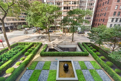 Tiny photo for 260 E Chestnut Street #303, Chicago, IL 60611 (MLS # 12725535)