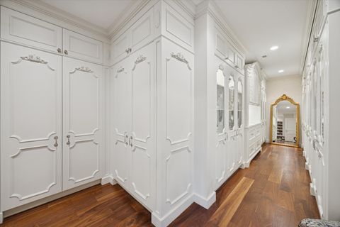 Tiny photo for 321 E 9th Street, Hinsdale, IL 60521 (MLS # 12546702)