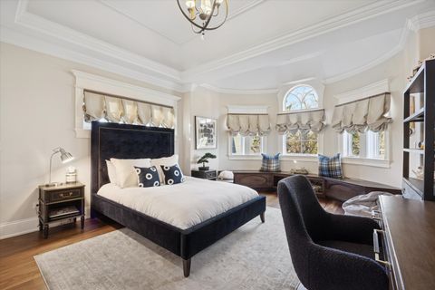 Tiny photo for 321 E 9th Street, Hinsdale, IL 60521 (MLS # 12546702)