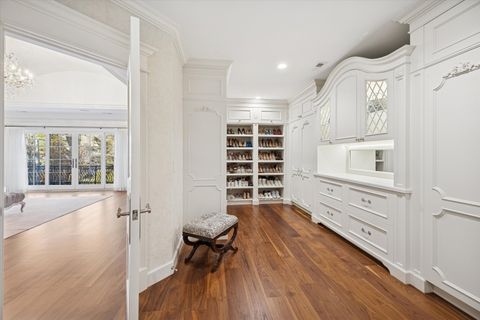 Tiny photo for 321 E 9th Street, Hinsdale, IL 60521 (MLS # 12546702)