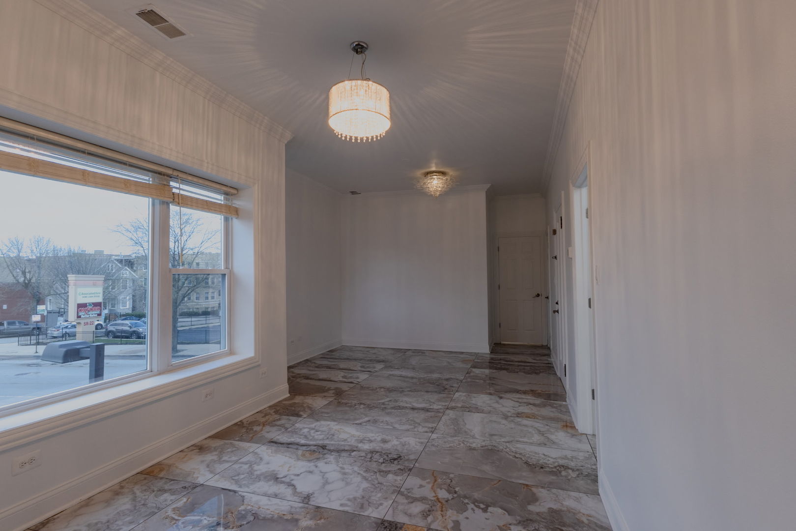 6712 N Clark Street 2