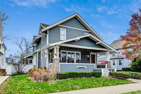 255 E 3rd Street Elmhurst IL 60126