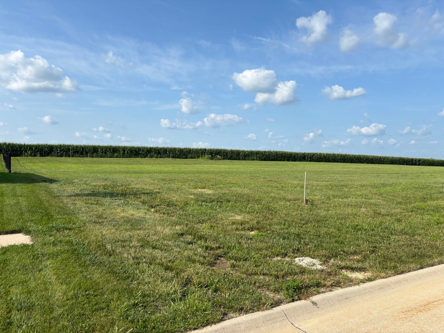 121 W School View Road