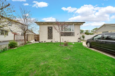 Tiny photo for 4219 Wehrman Avenue, Schiller Park, IL 60176 (MLS # 12641056)