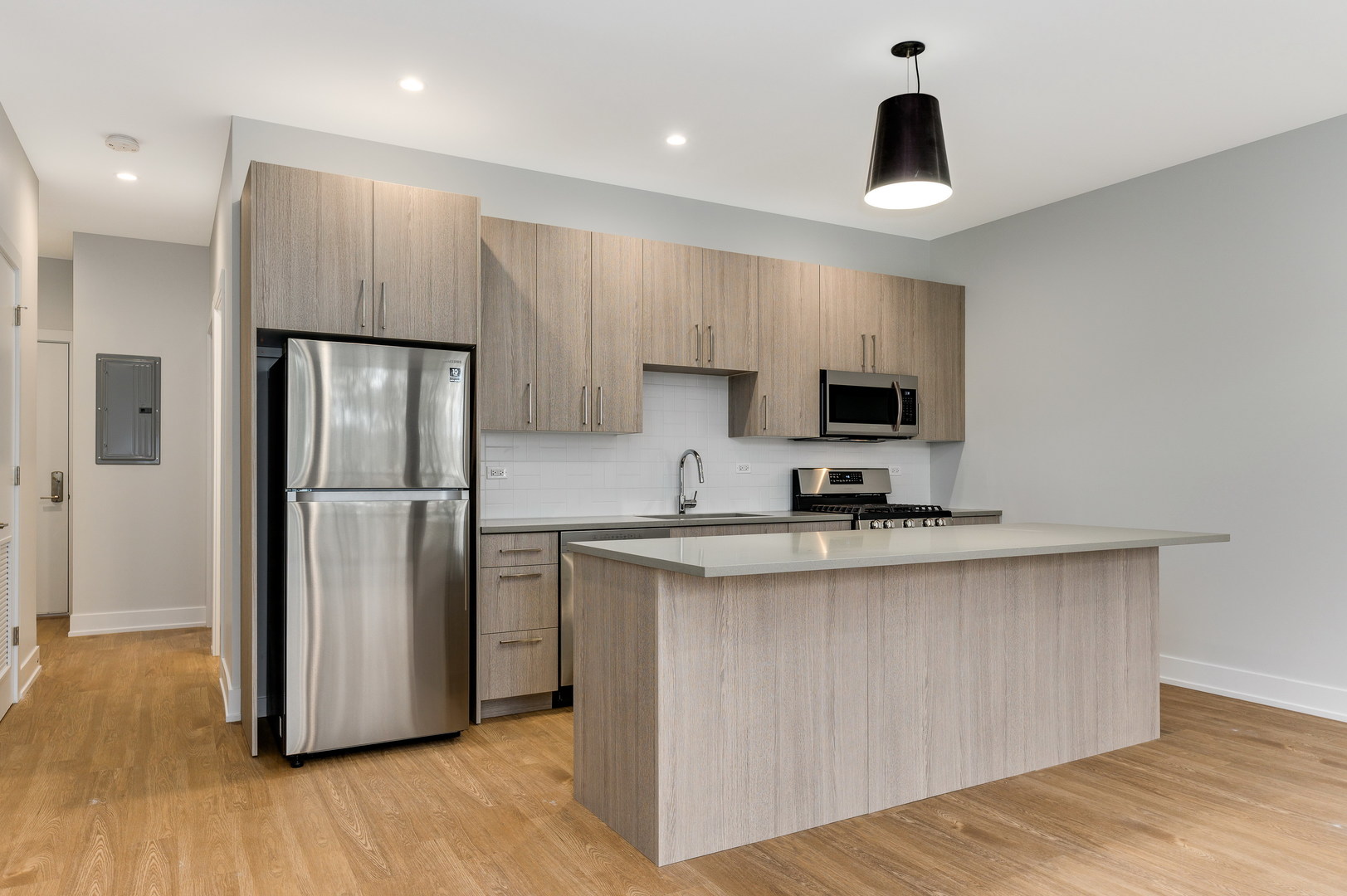 1807 W Division Street 301