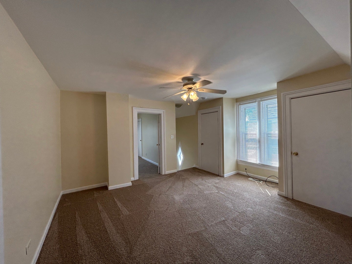 418 Saint Charles Street B