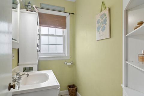 Tiny photo for 714 S Dunton Avenue, Arlington Heights, IL 60005 (MLS # 12580949)