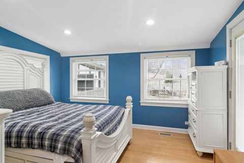 Tiny photo for 714 S Dunton Avenue, Arlington Heights, IL 60005 (MLS # 12580949)