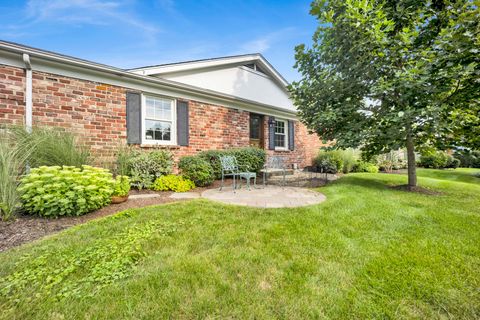 Tiny photo for 1518 Wedgefield Circle, Naperville, IL 60563 (MLS # 12486165)