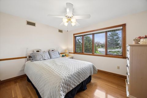 Tiny photo for 13124 Blue Heron Drive, Orland Park, IL 60467 (MLS # 12612147)