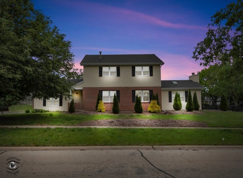 Tiny photo for 8348 Adbeth Avenue, Woodridge, IL 60517 (MLS # 12682749)